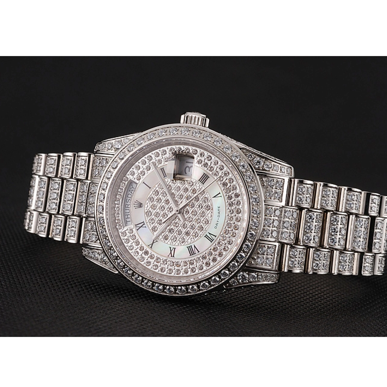 Aaa replica watch Pave Diamond Diamond Rolex Day-Date Diamond Swiss Dial Bracelet 1453950 Case 0615